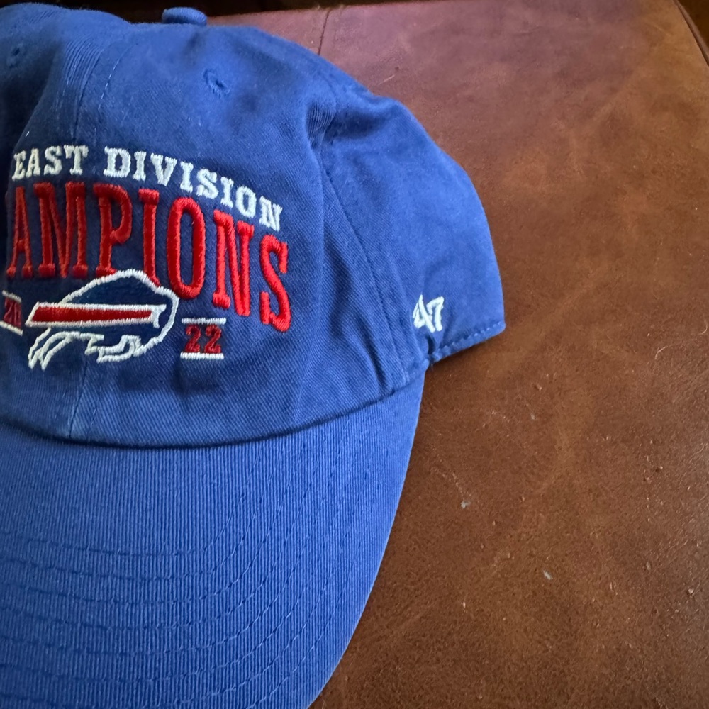 Buffalo Bills AFC East Champs 2022 Hat - Picture 2 of 2